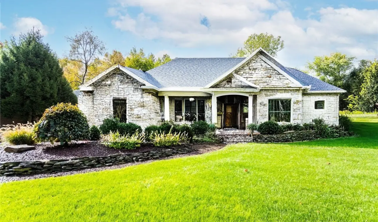 Traditional Craftsman Exterior Remodel in Earthy Tones