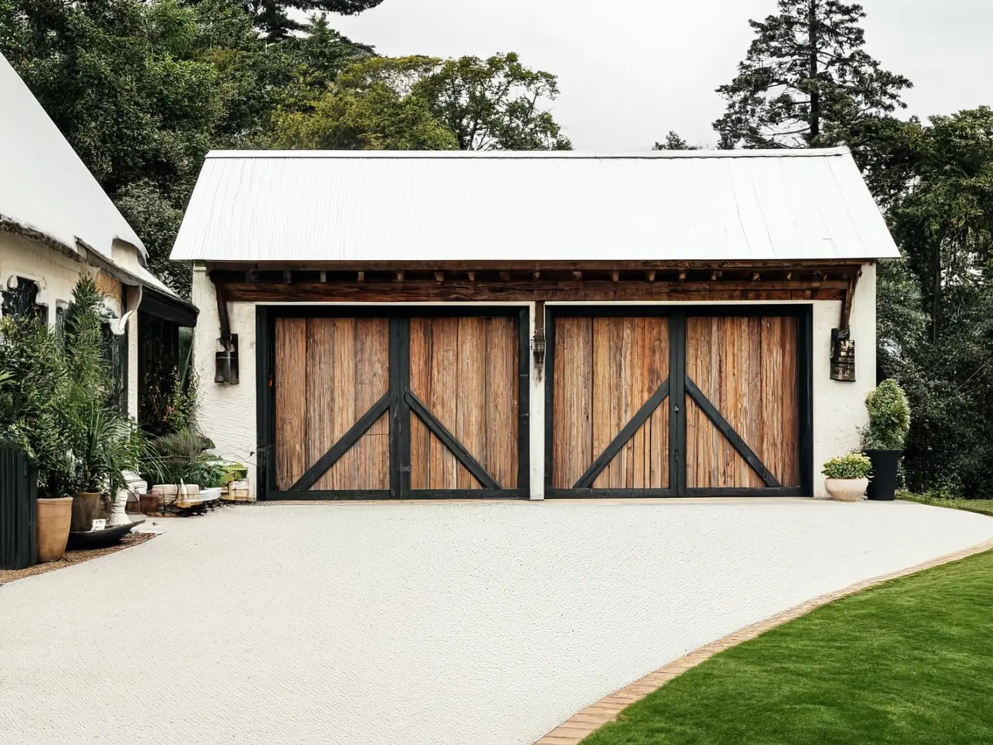 Modern Farmhouse Exterior Renovation for Enhanced Curb Appeal